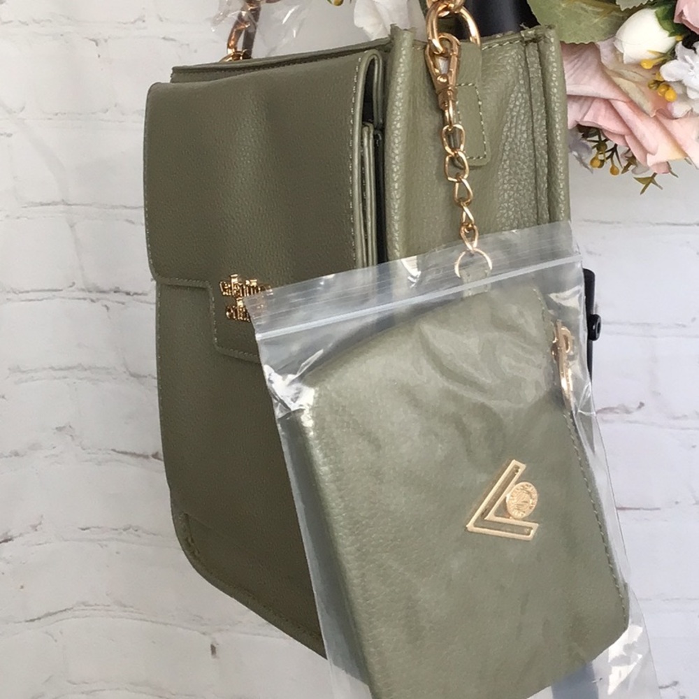 Valentino Orlandi Olive Green Pebbled Leather Crossbody Bag - Picture 5 of 10